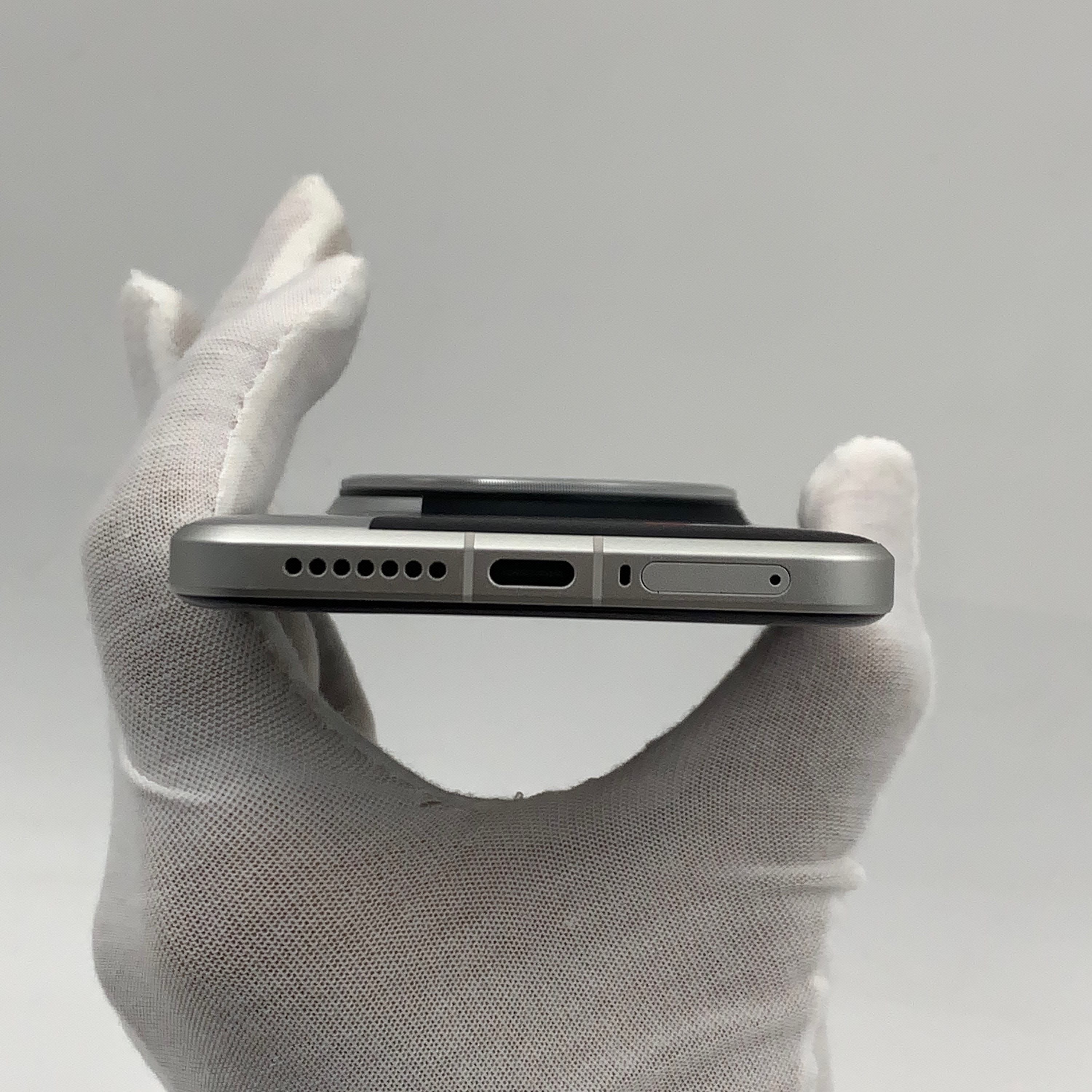 Xiaomi 15 Ultra 12GB + 256GB (Classic Silver-Black) – Second-Hand  Grade A