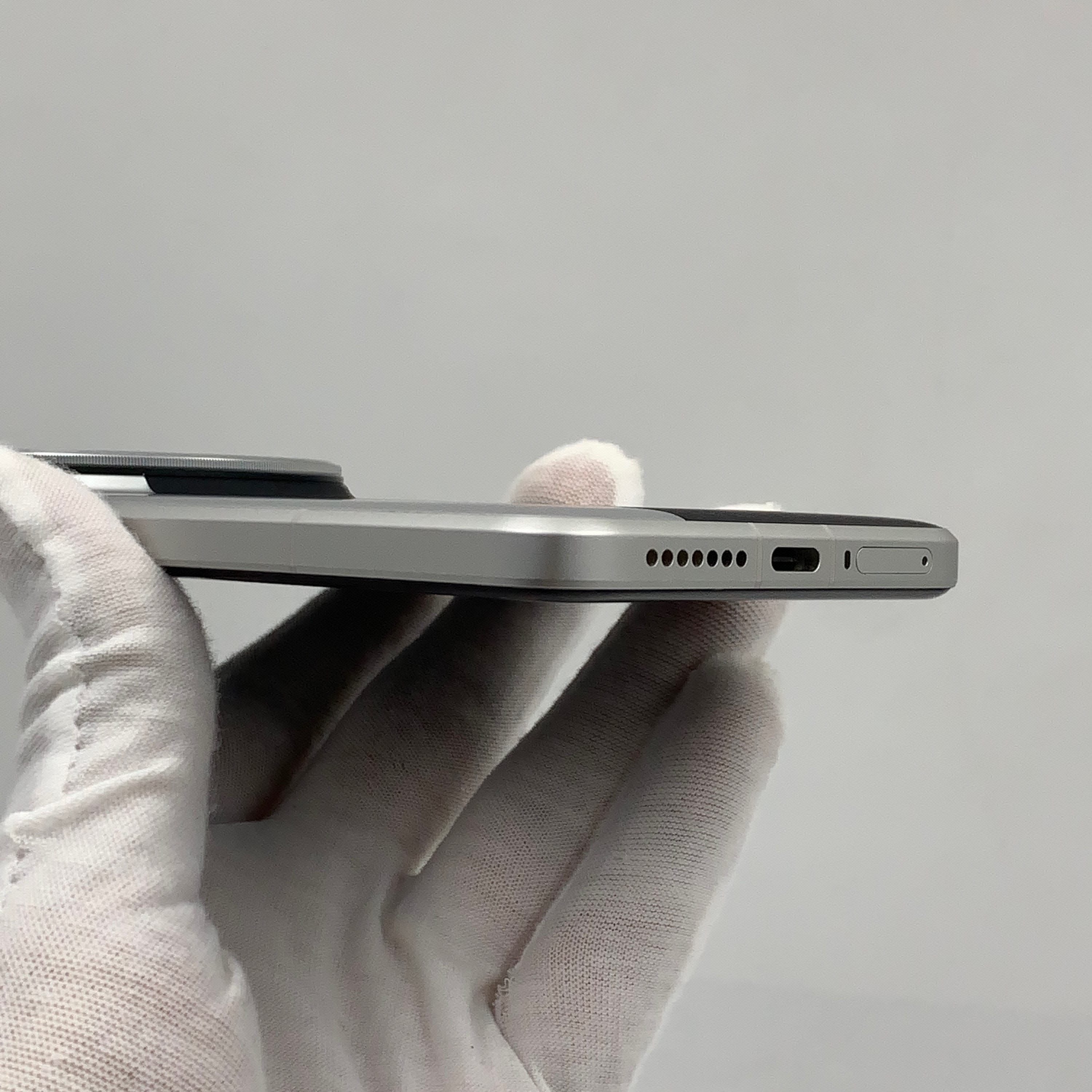 Xiaomi 15 Ultra 12GB + 256GB (Classic Silver-Black) – Second-Hand  Grade A