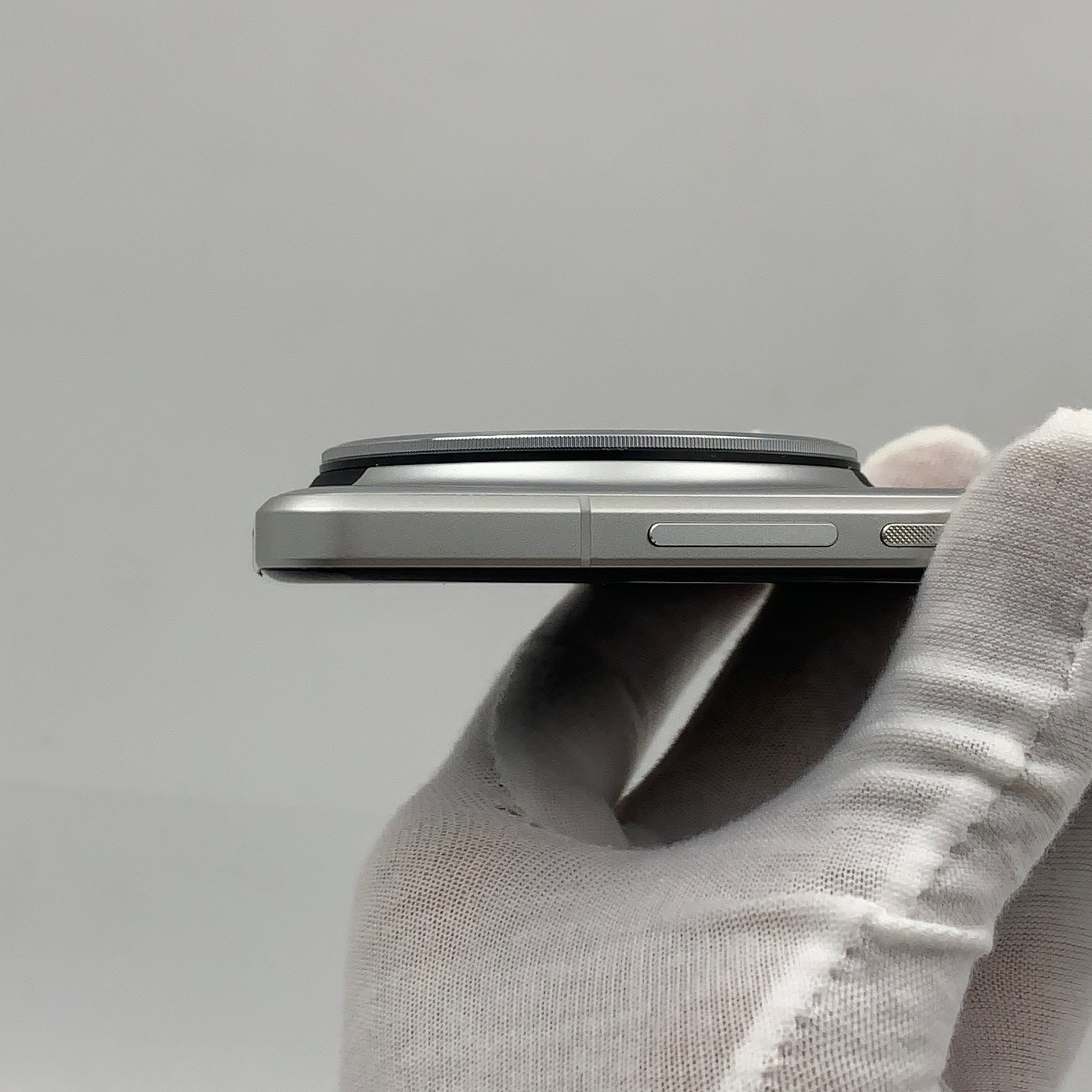 Xiaomi 15 Ultra 12GB + 256GB (Classic Silver-Black) – Second-Hand  Grade A